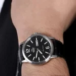ساعت مچی مردانه اورینت مدل RA-AA0C04