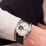 ساعت مچی مردانه اورینت مدل RA-AR0004
